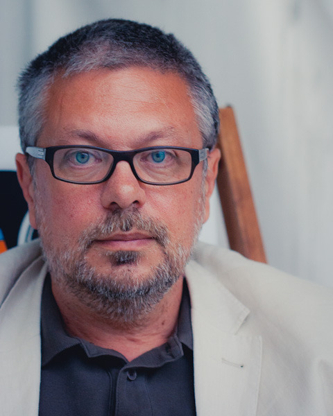 Mikhail Shishkin - 1 - (August 2013).jpg